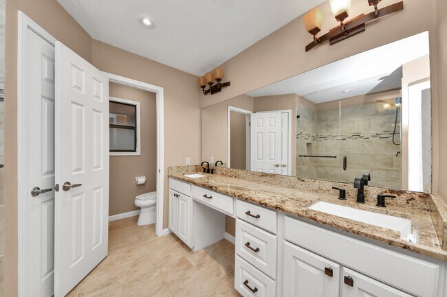 Building Photo - 15126 Trailside Dr