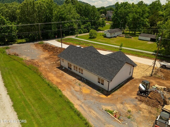 Building Photo - 5706 Zurich Way