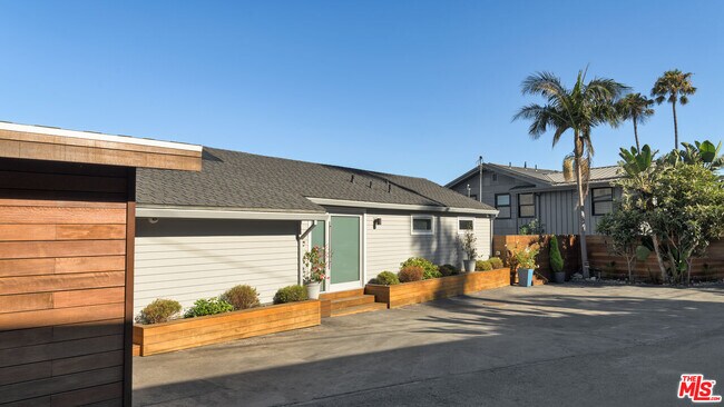 Building Photo - 26706 Latigo Shore Dr