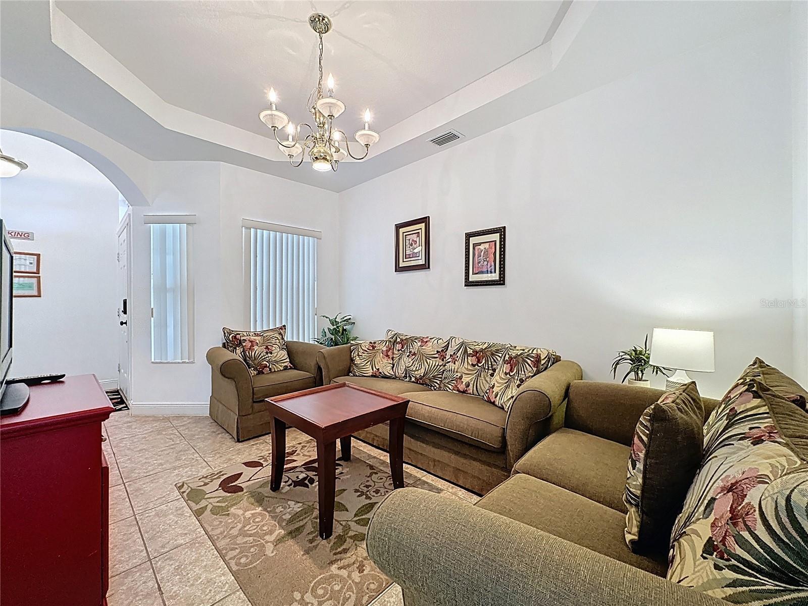 Building Photo - 107 Amaca Ln