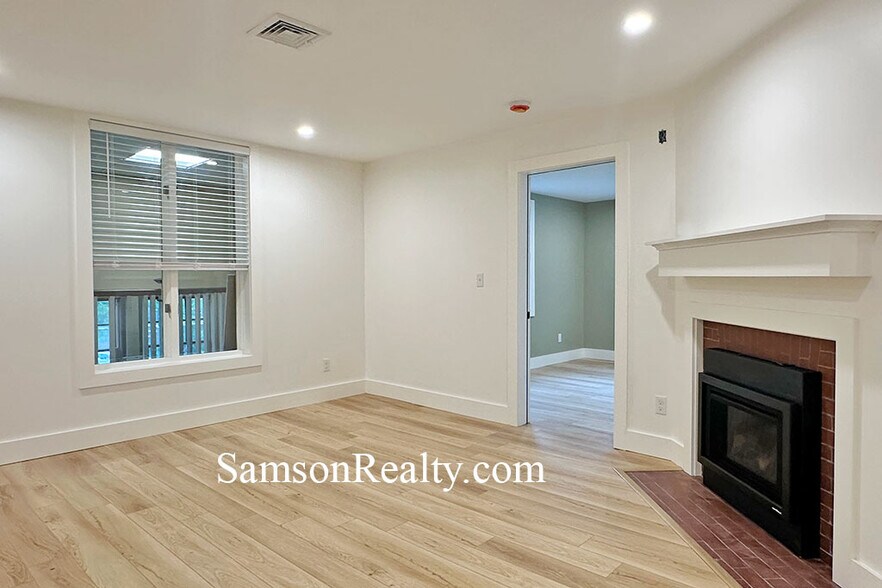 Building Photo - 129 Butler Ave