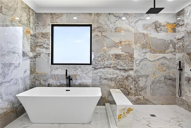 Building Photo - 83 Deer Cyn Dr