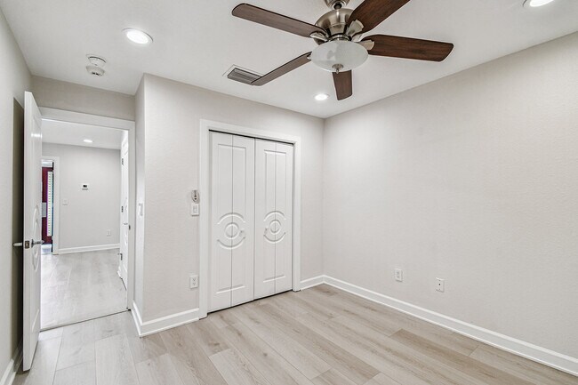 Building Photo - 24 Adalia Ave