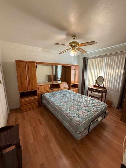 Building Photo - 10607 W El Rancho Dr