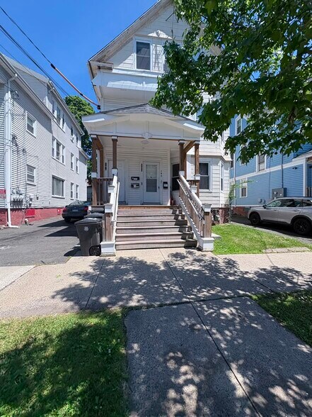 Building Photo - 103 Sheffield Ave