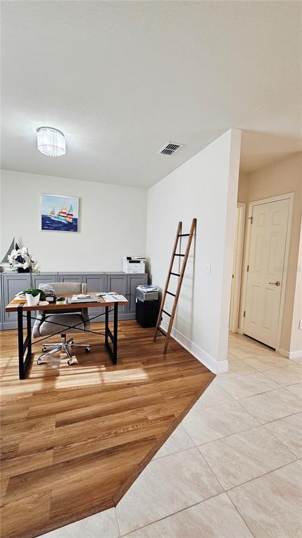 Building Photo - 607 Citrus Isle Blvd