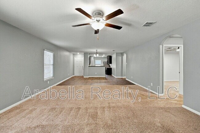 Building Photo - 11641 Claudette St