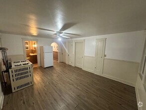 Building Photo - 448-450 Hamilton Street - Southbridge