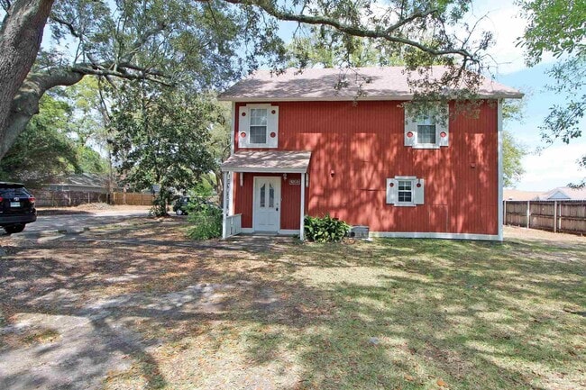 Building Photo - 9203 Arand Loop Rd