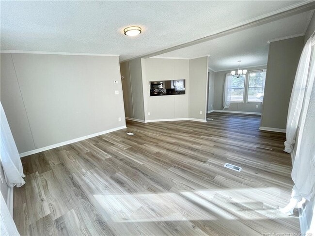 Building Photo - 140 Gibbs Rd