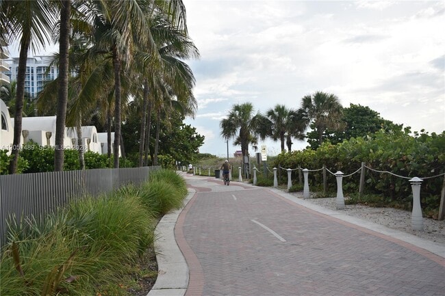 Building Photo - 6365 Collins Ave