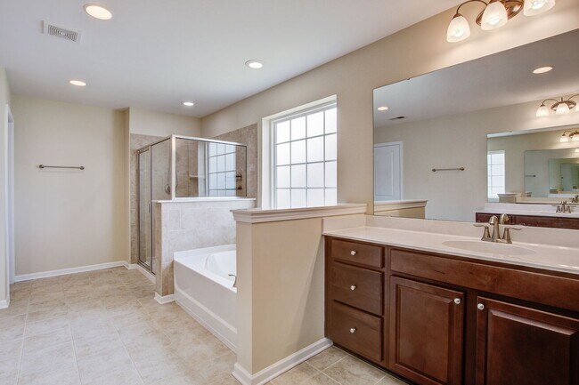 Building Photo - 158 Lindera Preserve Blvd