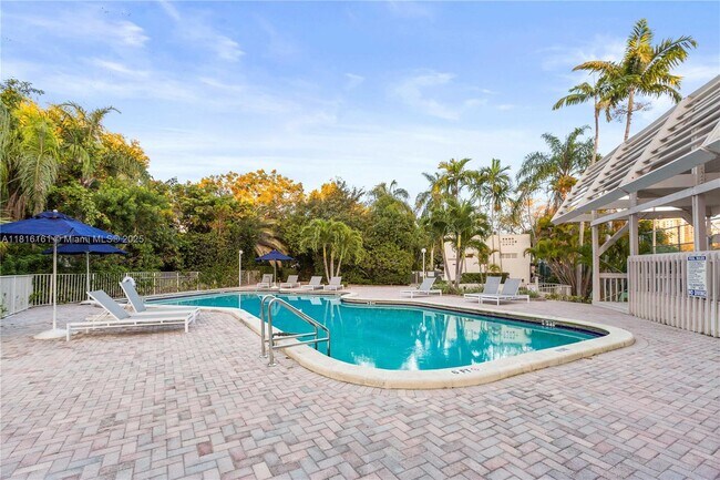 Building Photo - 9033 SW 78th Pl