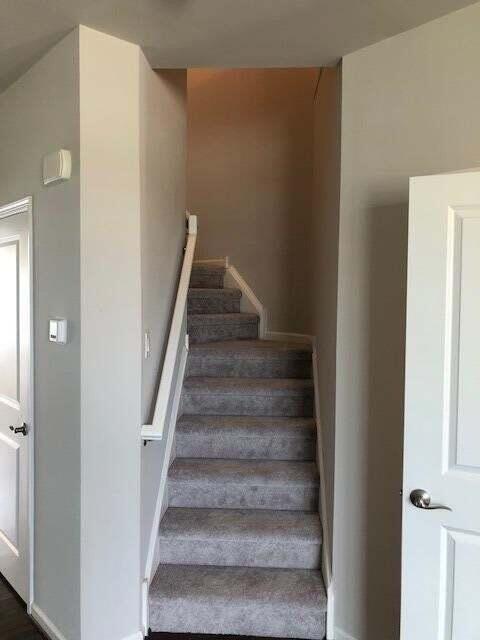 Building Photo - 2780 Ashcombe Dr.