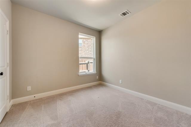 Building Photo - 15404 Pioneer Bluff Trail