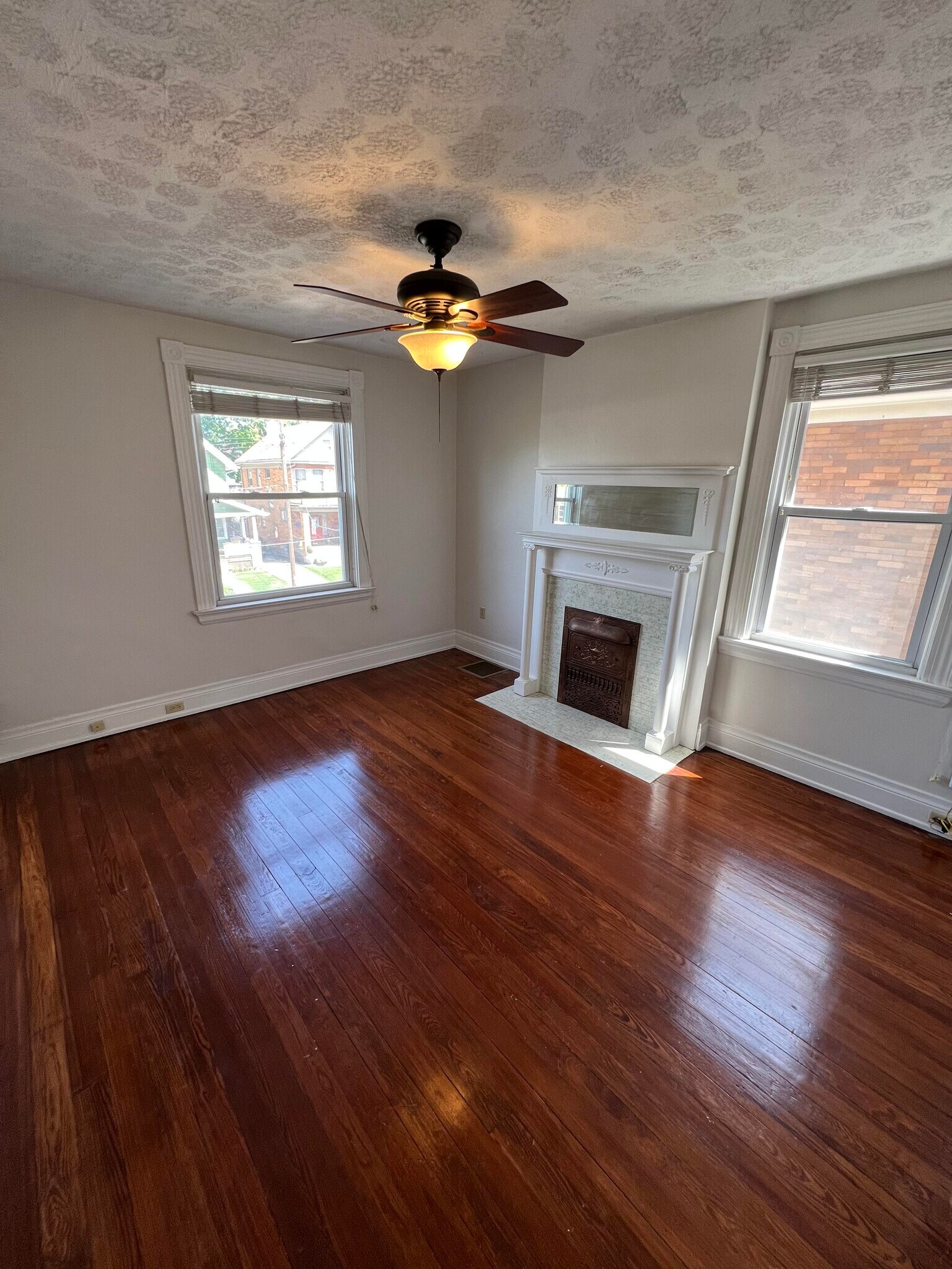 Bedroom 1 - 3935 Burwood Ave