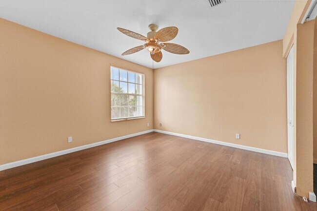 Building Photo - 116 Hamilton Terrace