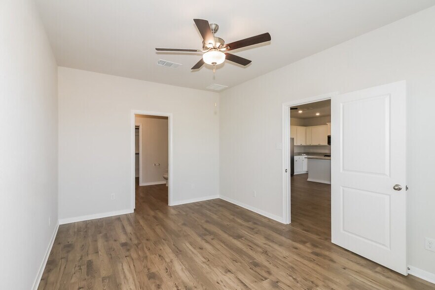 Building Photo - 7534 Tipton Meadow Way