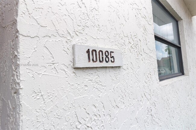 Building Photo - 10085 NW 6th Terrace