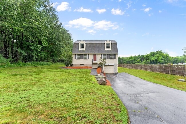 Building Photo - 38 Haskell St