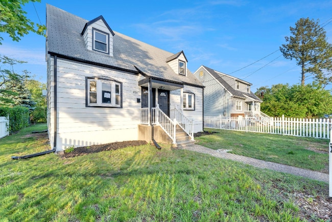 Building Photo - 1133 Howard Ave