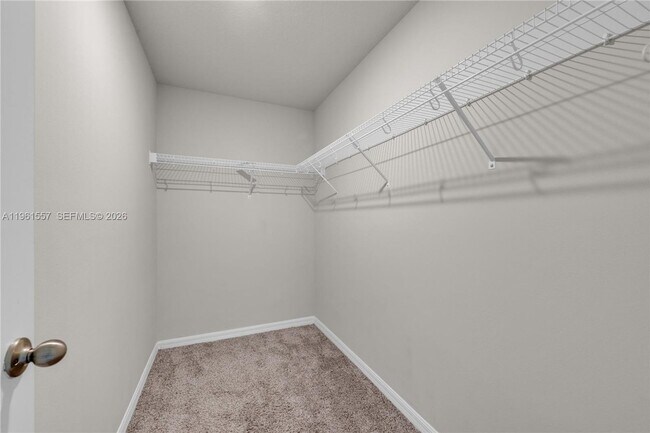 Building Photo - 3506 Joshua Tree St