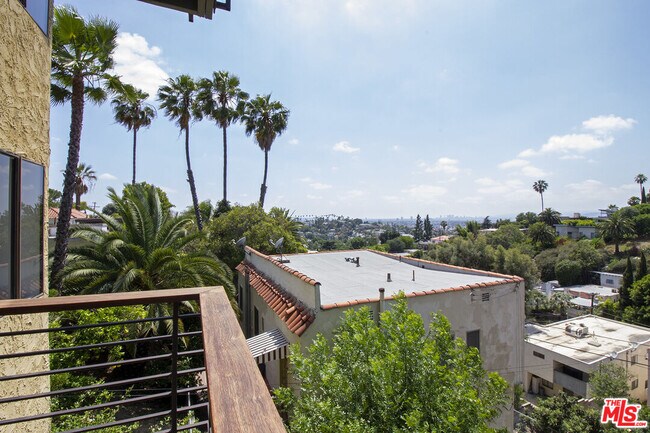 Building Photo - 1735 N Dillon St