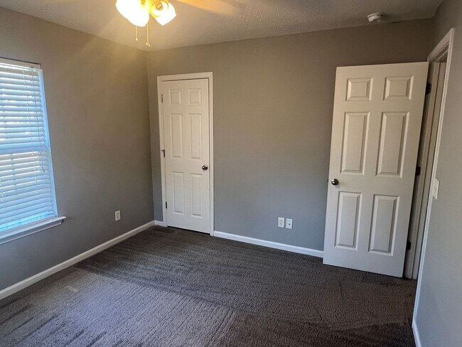 Building Photo - 3BR/2BA Home in Kingsland For Rent