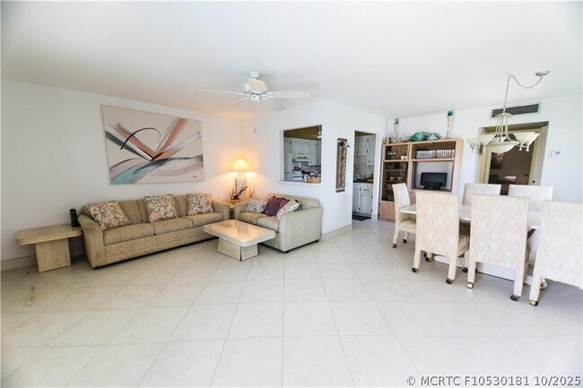 Building Photo - 286 Monaco Blvd