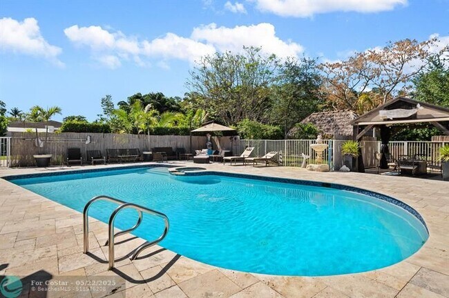 Building Photo - 4501 Briarcliff Ln