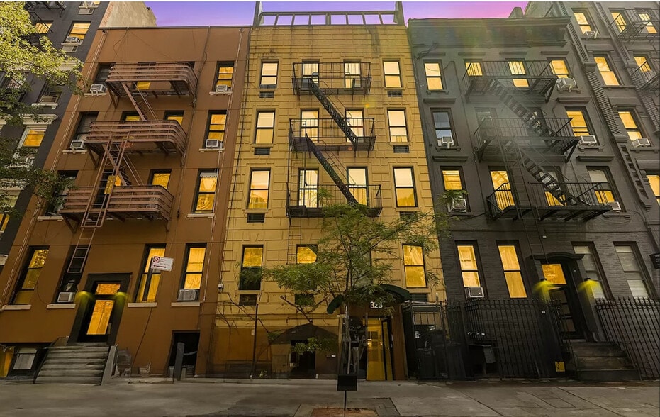 Building Photo - 346 E 76th St