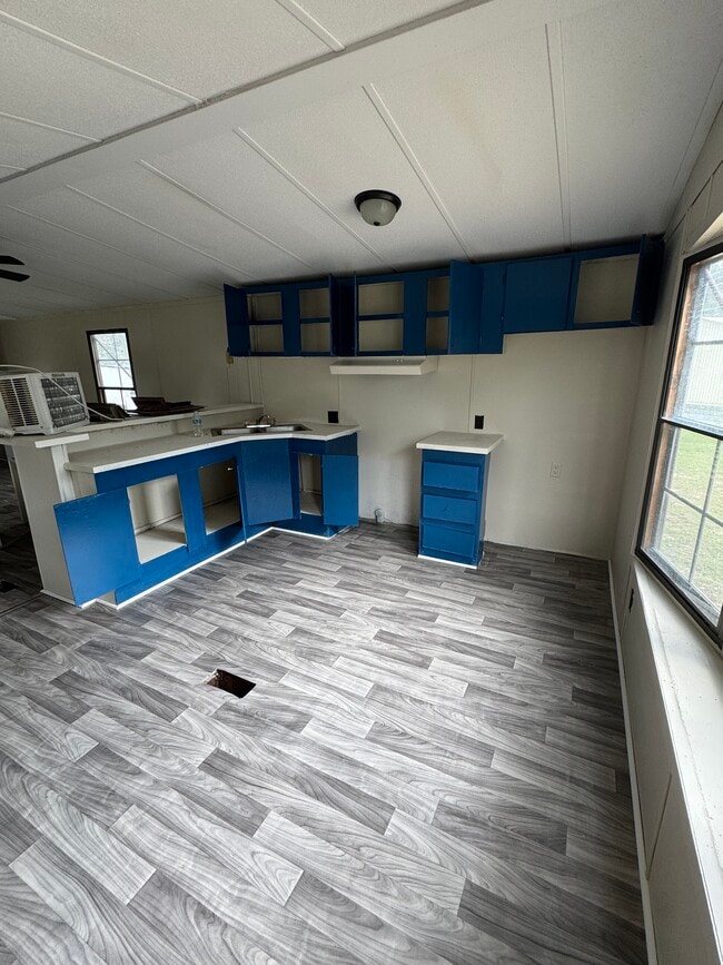Building Photo - 4428 Dorsey Dr