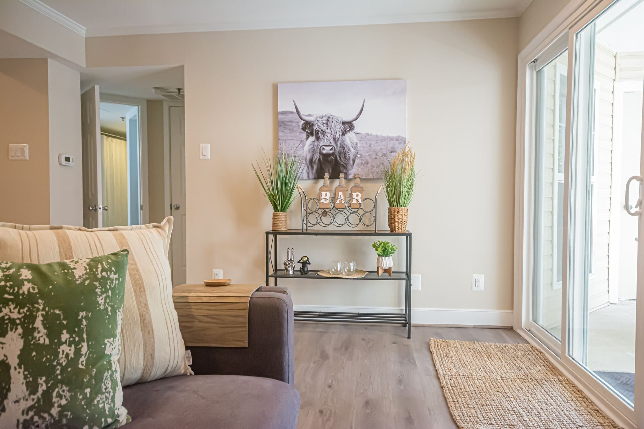 Building Photo - 1504 Lincoln Way