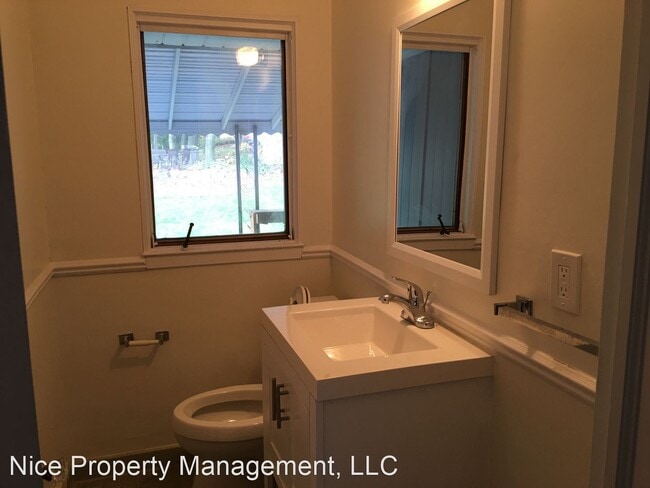 Building Photo - 3 br, 2.5 bath House - 2571 Haverford Dr