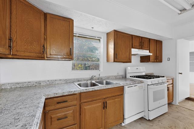 Building Photo - 1108 Winters St