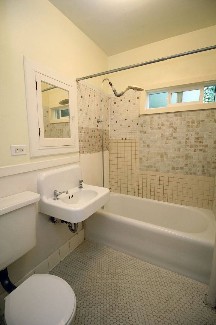 Building Photo - 2354-2362 SW Cactus Dr