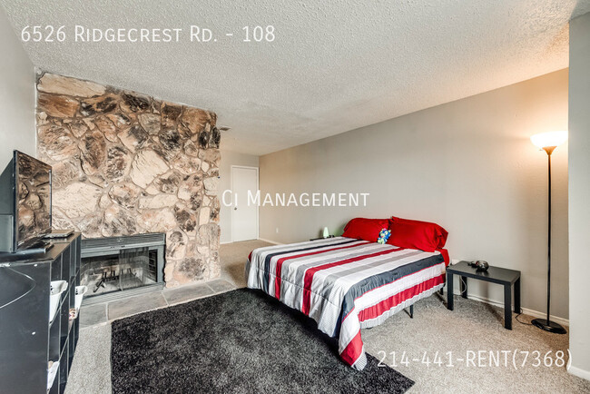 Building Photo - Prime location apartment!!