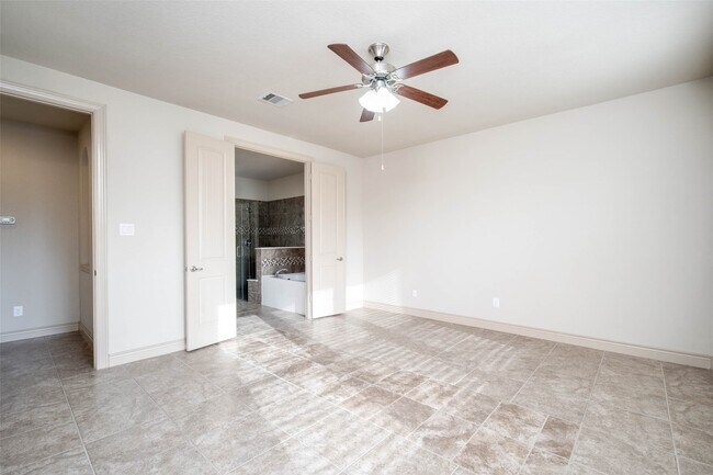 Building Photo - 24111 Valencia Ridge Ln