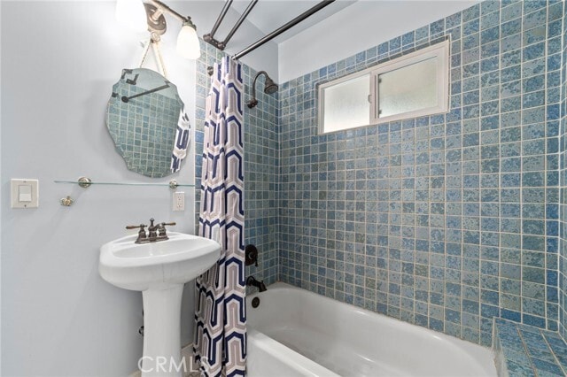 Building Photo - 316 E Foothill Blvd