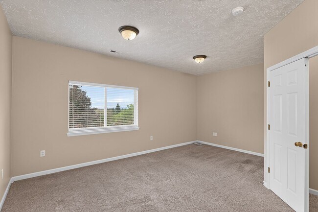 Building Photo - 1389 SW 22nd Terrace
