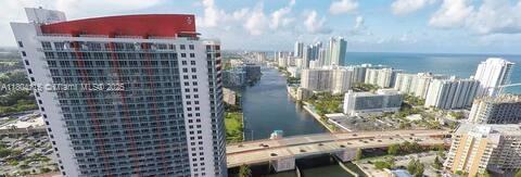 Building Photo - 2600 E Hallandale Beach Blvd