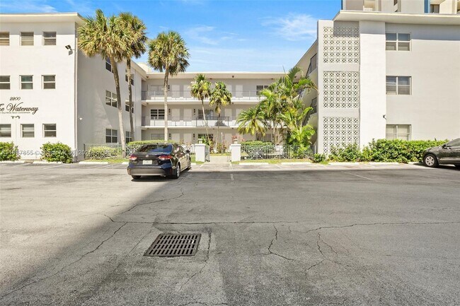 Building Photo - 2200 S Ocean Dr