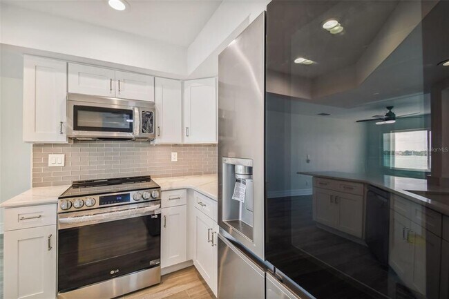 Building Photo - 11245 9th St E