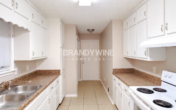 Building Photo - 235 Winston Dr