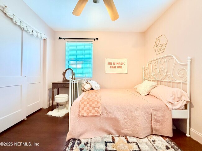 Building Photo - 3936 Miruelo Cir N