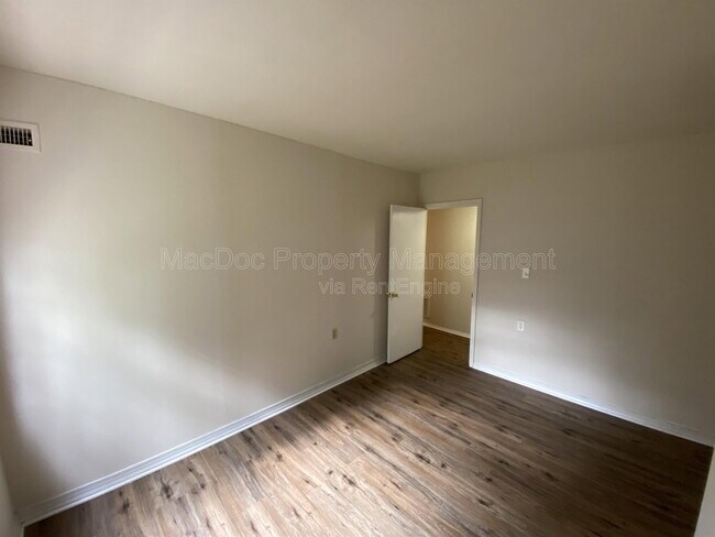 Building Photo - 601 Forbes St