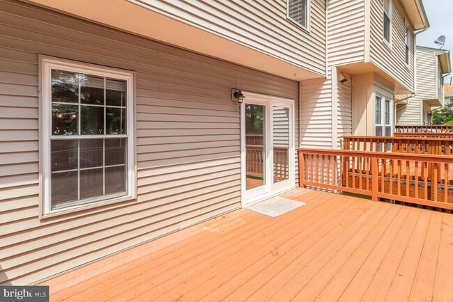 Building Photo - 24 Sebastiani Blvd