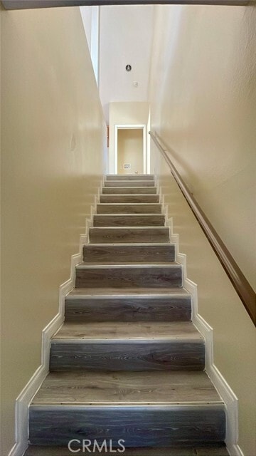 Building Photo - 1073 W 112th St