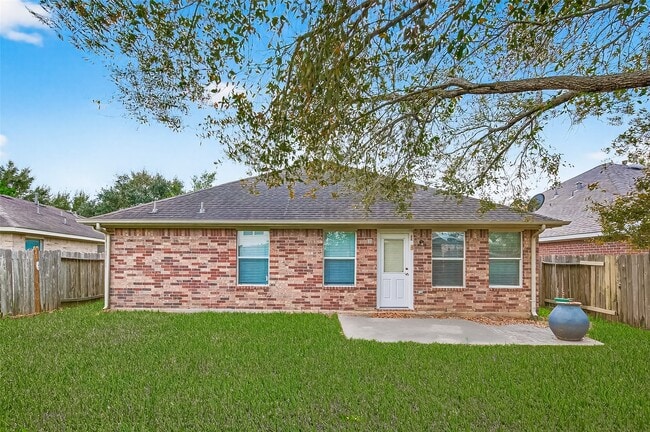 Building Photo - 16714 Mallory Bridge Dr