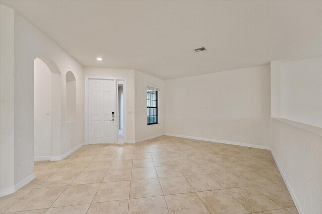Building Photo - 8903 Sea Chase Dr